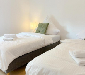 Apartment mit Balkon ins Grüne